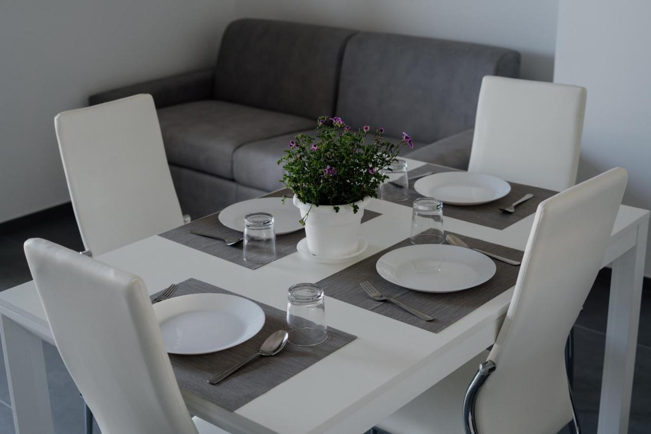 Domus Residence - Lucrezio - باري المظهر الخارجي الصورة