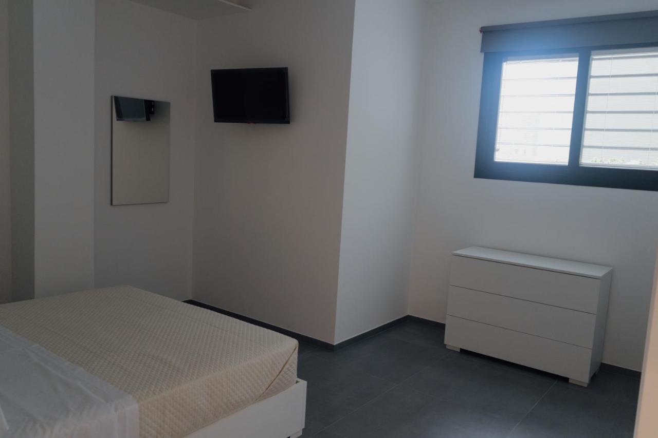 Domus Residence - Lucrezio - باري المظهر الخارجي الصورة